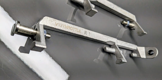 BMW E31 850 840 Passengers Side Door Handle Pivot 51218124296 V12THROTTLE