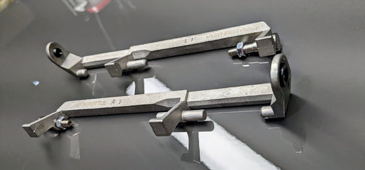 BMW E31 850 840 Drivers Side Door Handle Pivot 51218124295