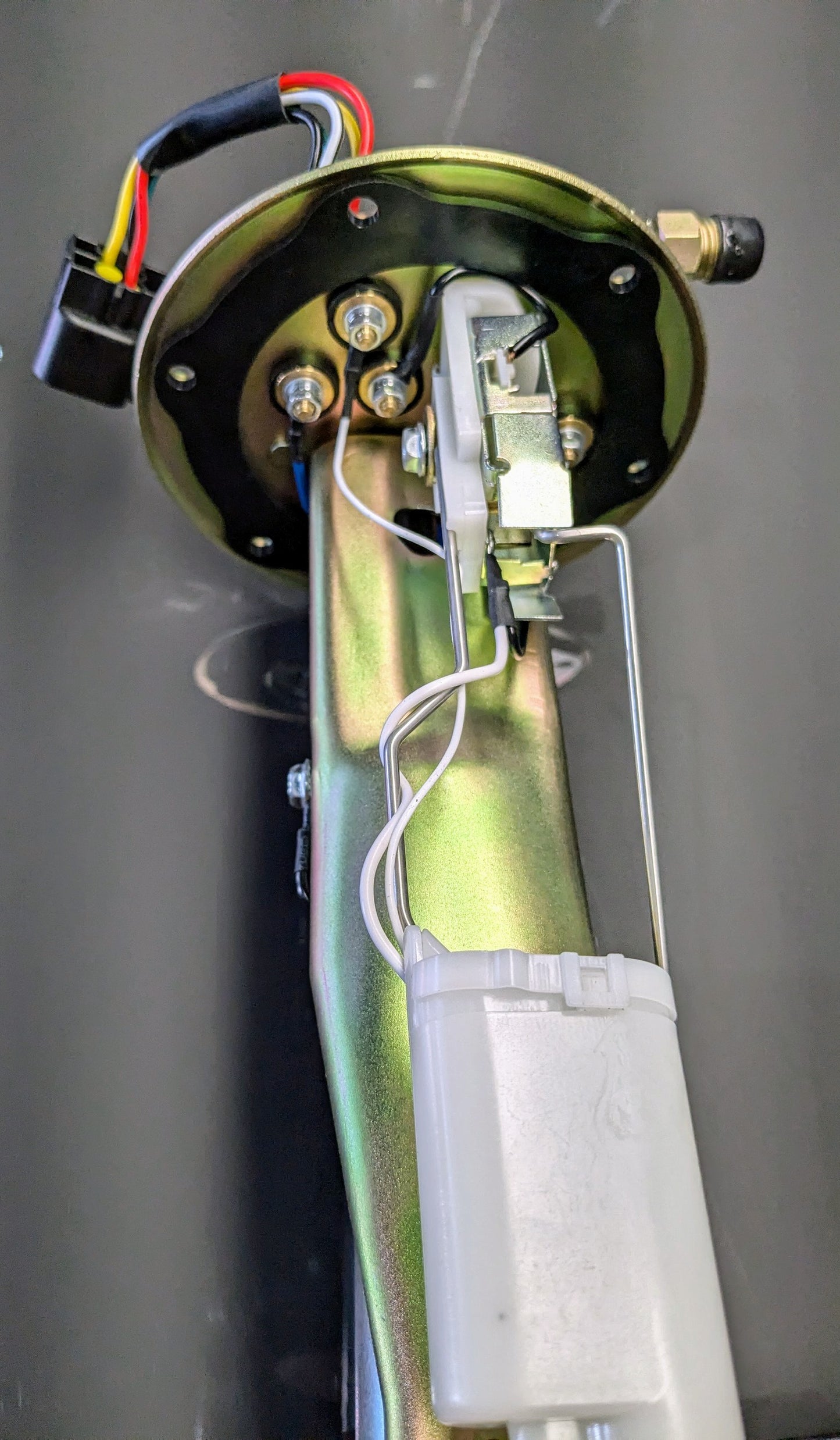 Mitsubishi 3000GT GTO Dodge Stealth NON Turbo Fuel Pump Assembly Old Part # MB678806/MB698857