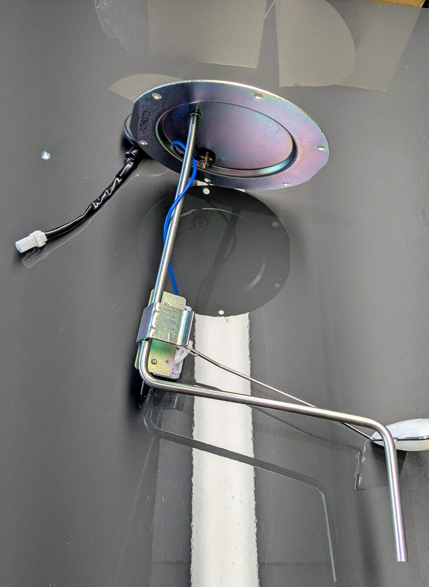 Reproduction of Complete Fuel Sender Assembly for Nissan Z32 300ZX 2+0 and 2+2 Fuel Pump V12THROTTLE CORP