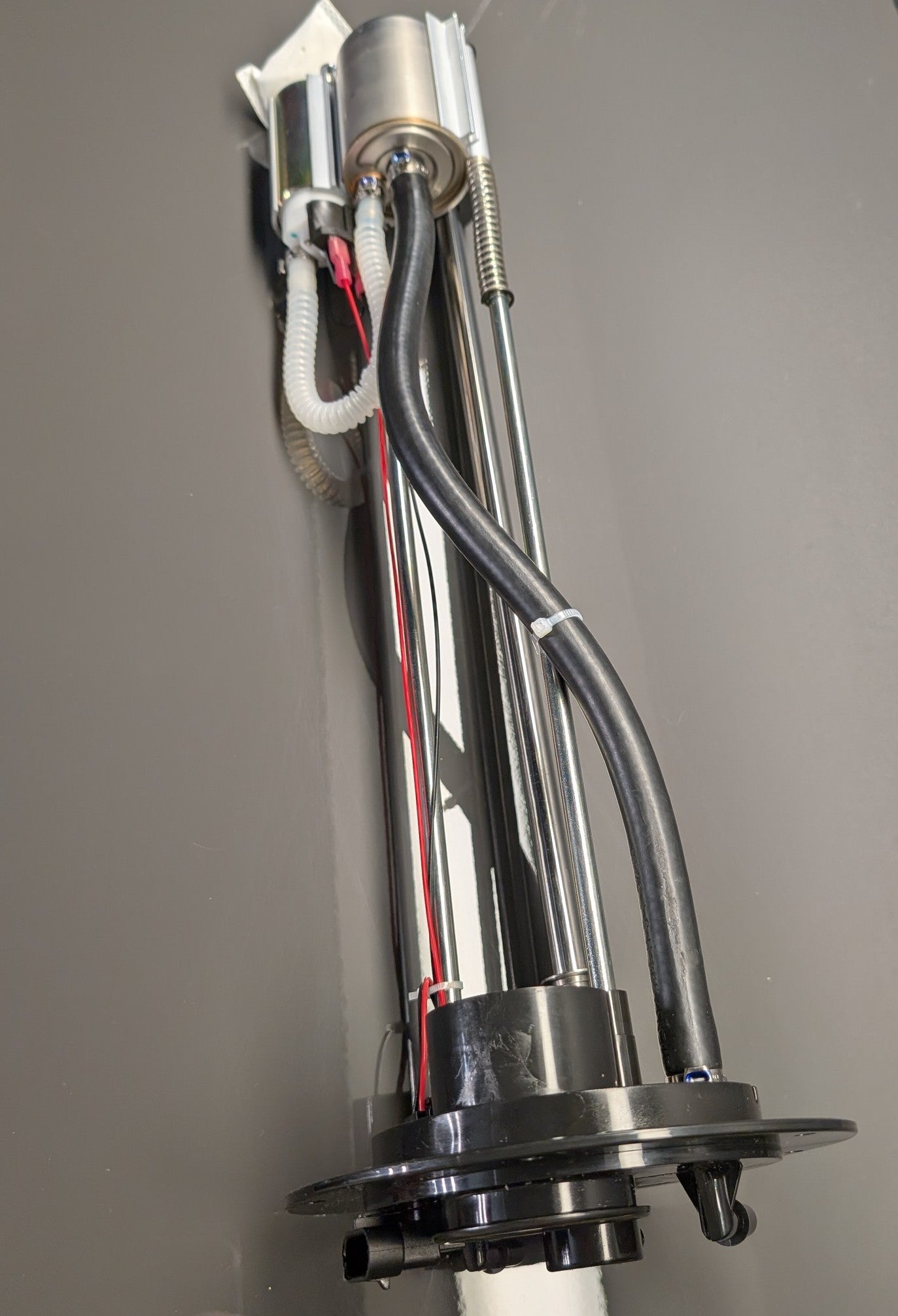 NEW 2006-2007 Harley Davidson Street Rod / Night Rod Complete Fuel Pump Assembly