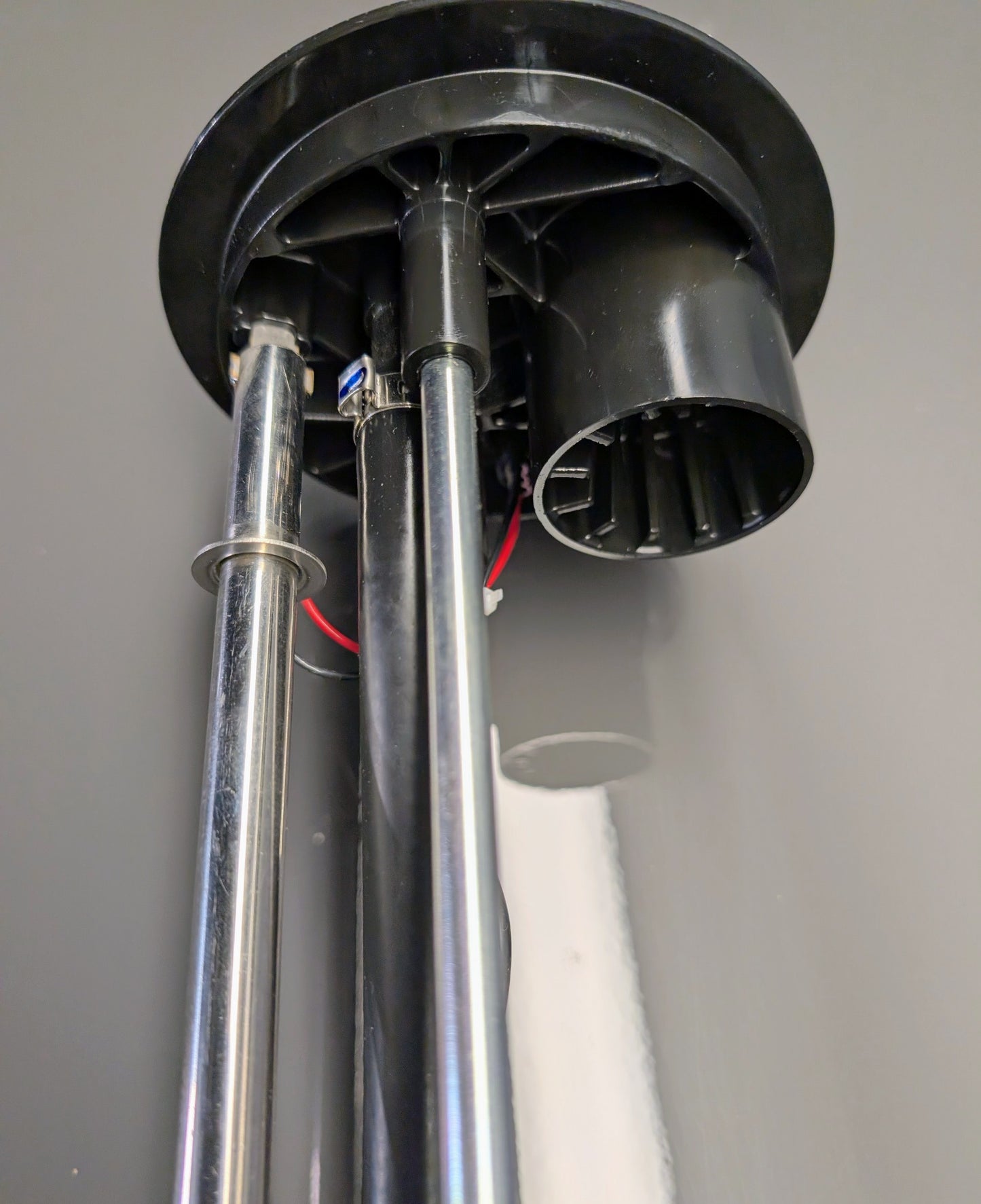 NEW 2002-2006 Harley Davidson V-Rod Complete Fuel Pump Assembly