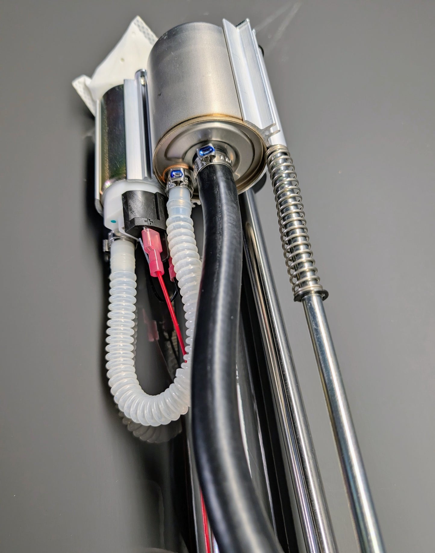 NEW 2006-2007 Harley Davidson Street Rod / Night Rod Complete Fuel Pump Assembly