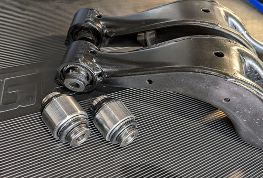 BMW E31 Upper rear wishbone ball joint bushing (Pair) Old BMW Part number for reference: 33321138015