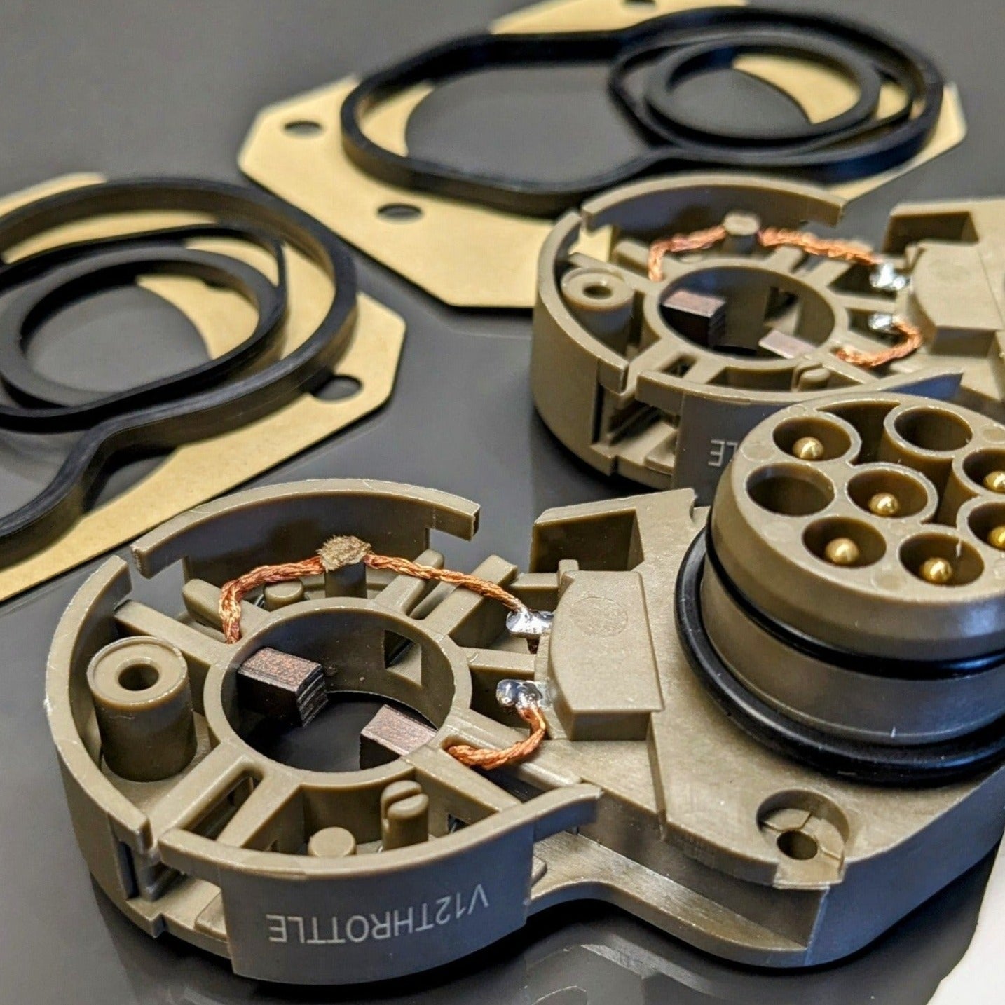 E31 E32 BMW Throttle Body Encoder Plate (Pair) - 850Ci 850i 850CSi 750 ...