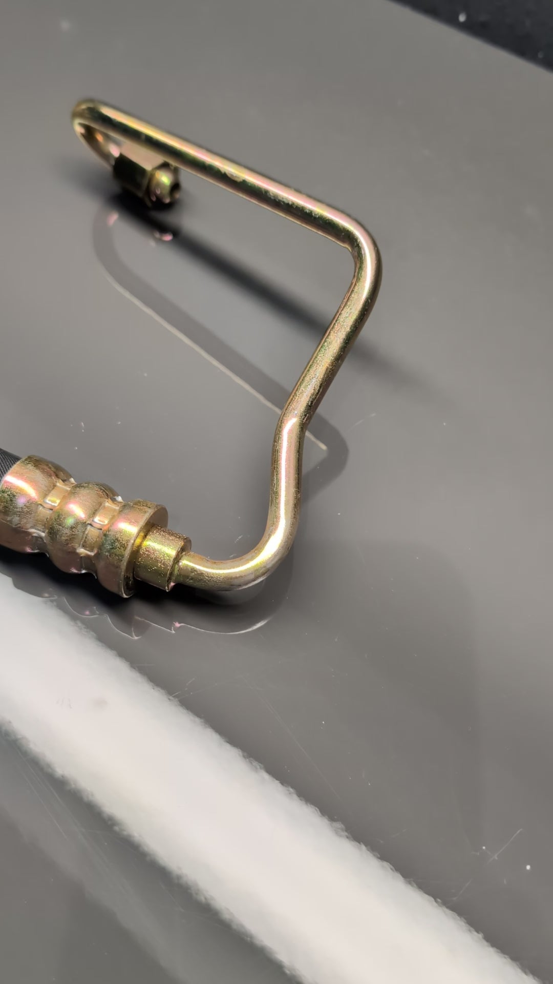 BMW E31 E32 750il 850i 850Ci 850CSI ASC+T Hydraulic Pressure Hose Old BMW Part # 32411137562 Hose V12THROTTLE CORP