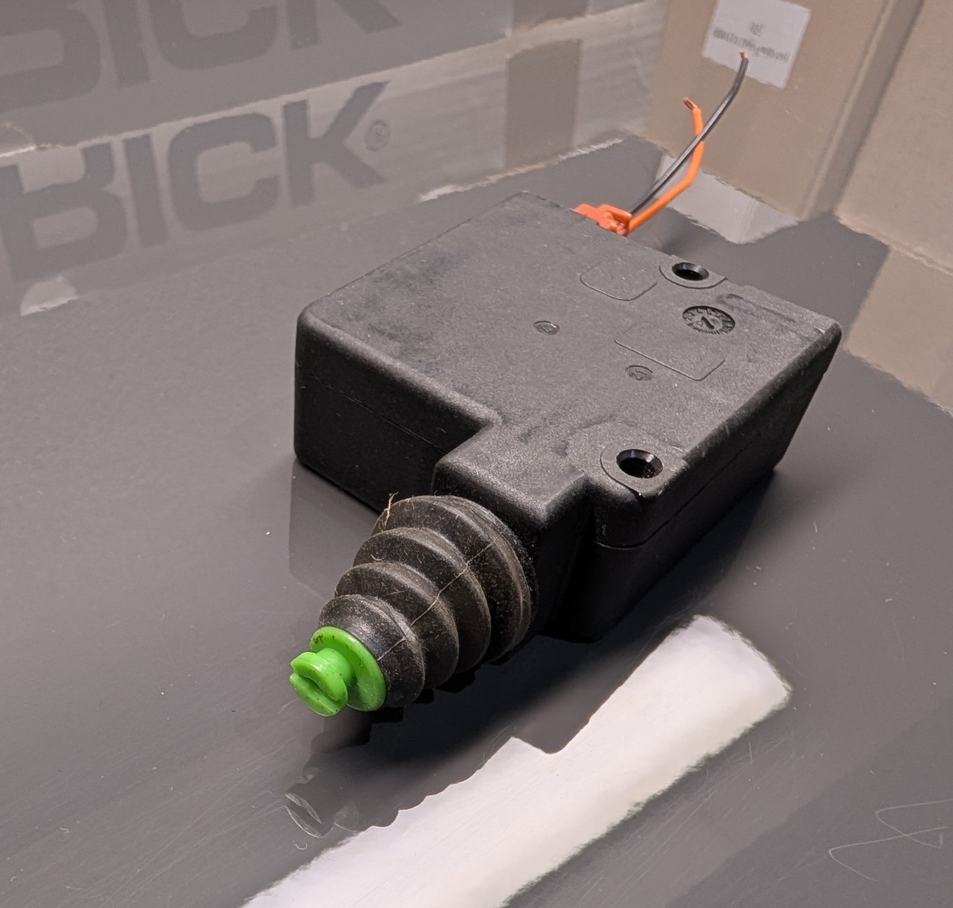 BMW E31 Trunk Lock Actuator Old Part Number for reference: 67111392020 Actuator V12THROTTLE CORP
