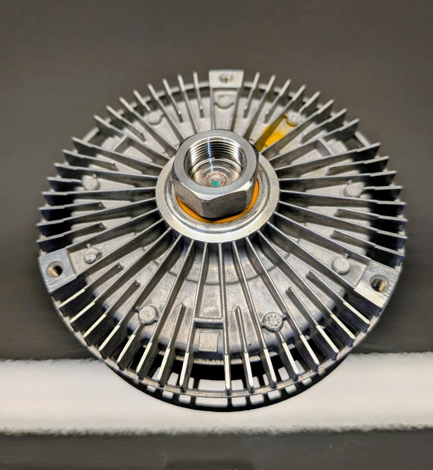 BMW E31 E32 E34 E38 E39 Fan Clutch Behr 11527502804
